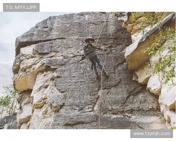 武汉攀岩队的成长之路：极限运动嘉年华的精彩瞬间与背后故事